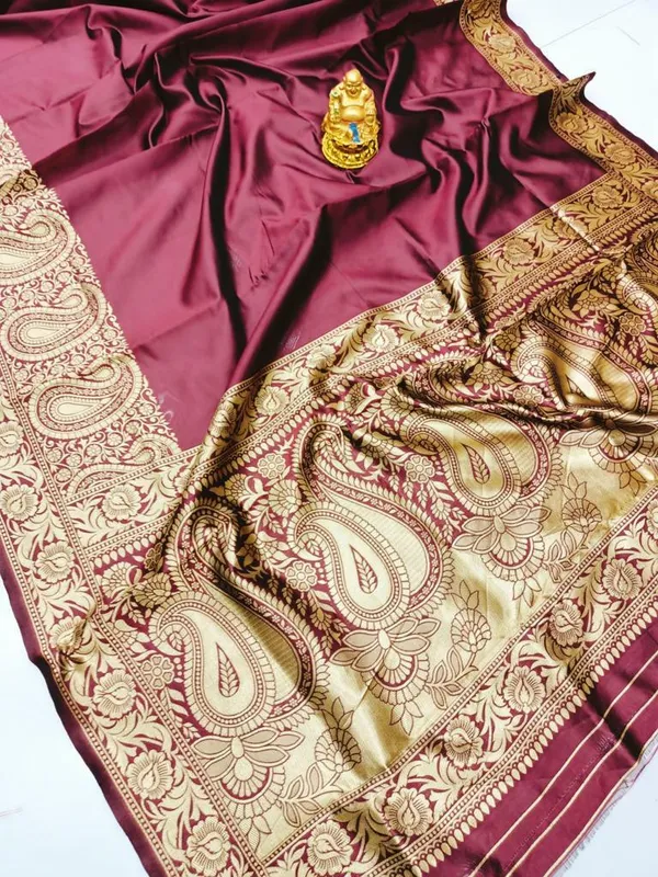 Brown_Embellished_Banarasi_Jacquard_Saree_(Brown)